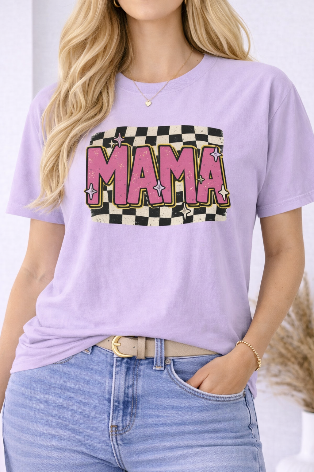 💖✨ Retro Pink Mama Graphic Tee (Comfort Colors)